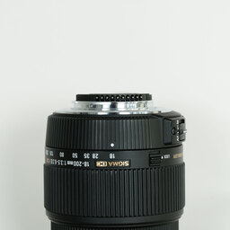 SIGMA 18-200mm F3.5-6.3 II DC OS HSM (ニコンF用)
