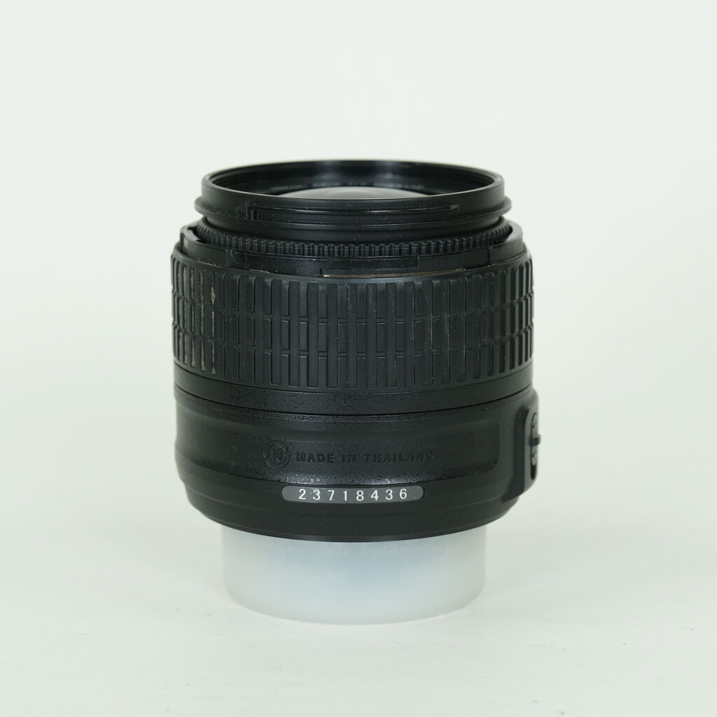 Nikon AF-S DX NIKKOR 18-55mm f3.5-5.6G VR II
