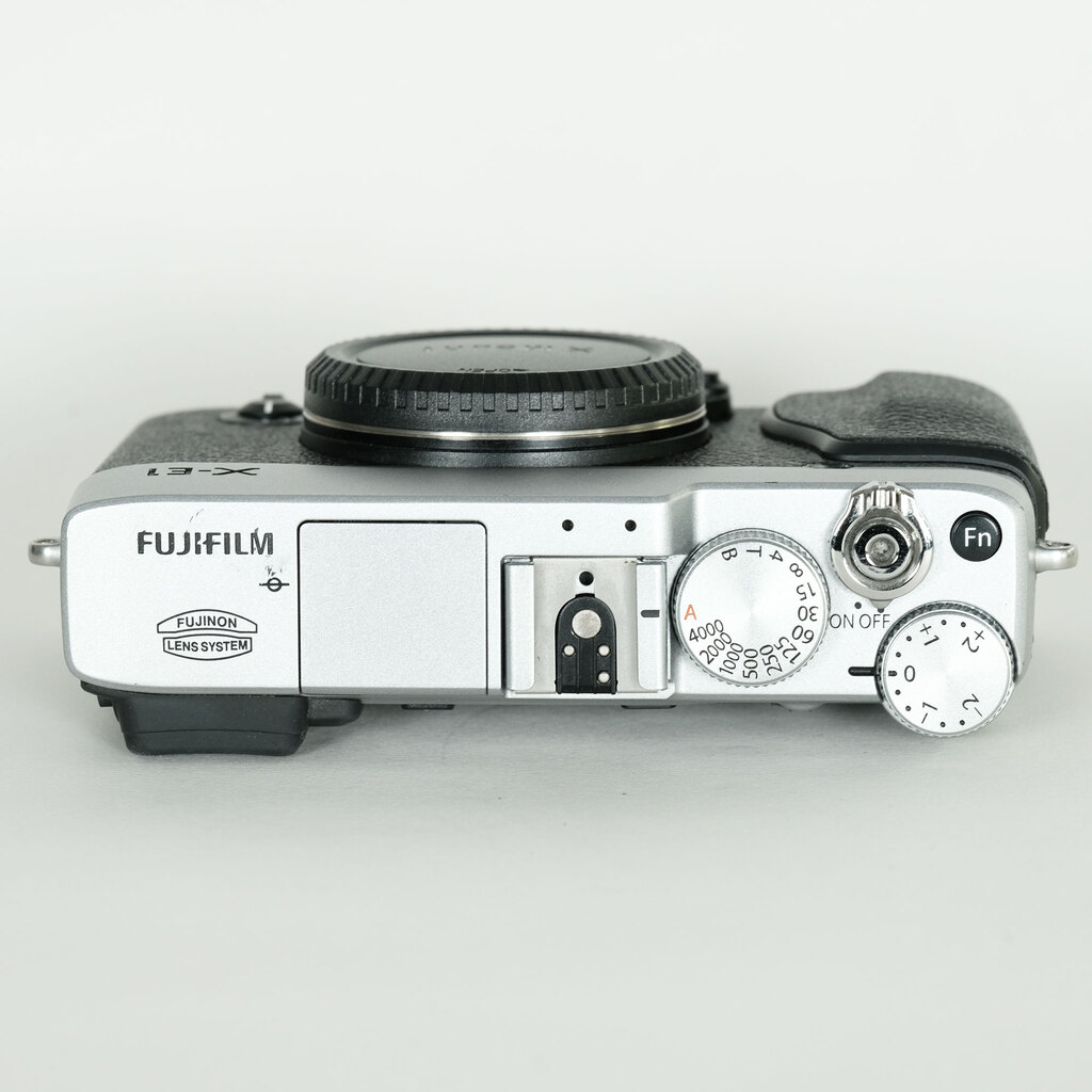 FUJIFILM X-E1 シルバー