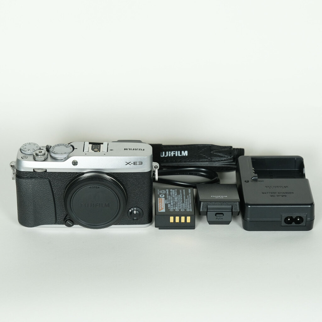 FUJIFILM X-E3 FUJIFILM X-E3