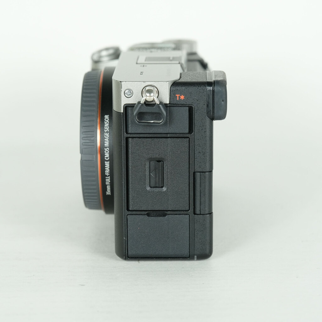 SONY ��7C�iILCE-7C�j [�{�f�B �V���o�[]