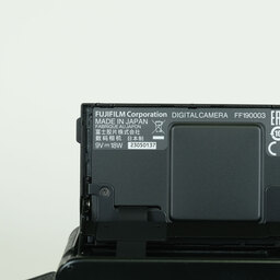 FUJIFILM X100V ブラック