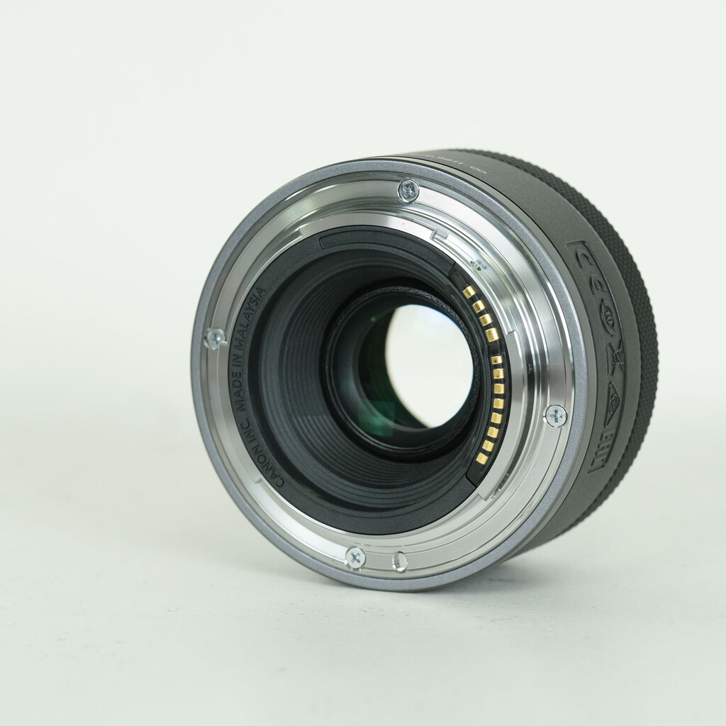 Canon RF50mm F1.8 STM Canon RF50mm F1.8 STM