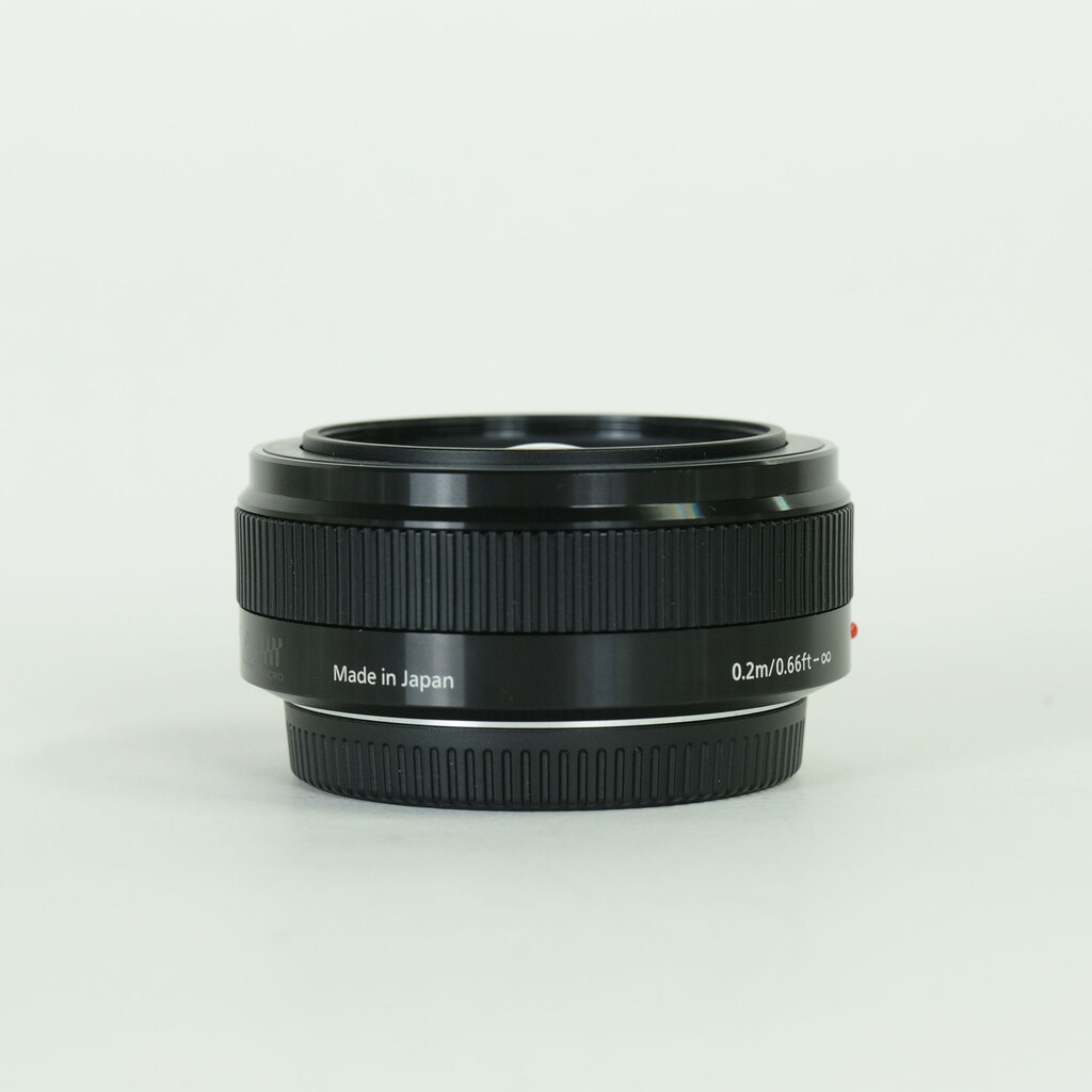 Panasonic LUMIX G 20mm F1.7 II ASPH. Panasonic LUMIX G 20mm F1.7 II ASPH.