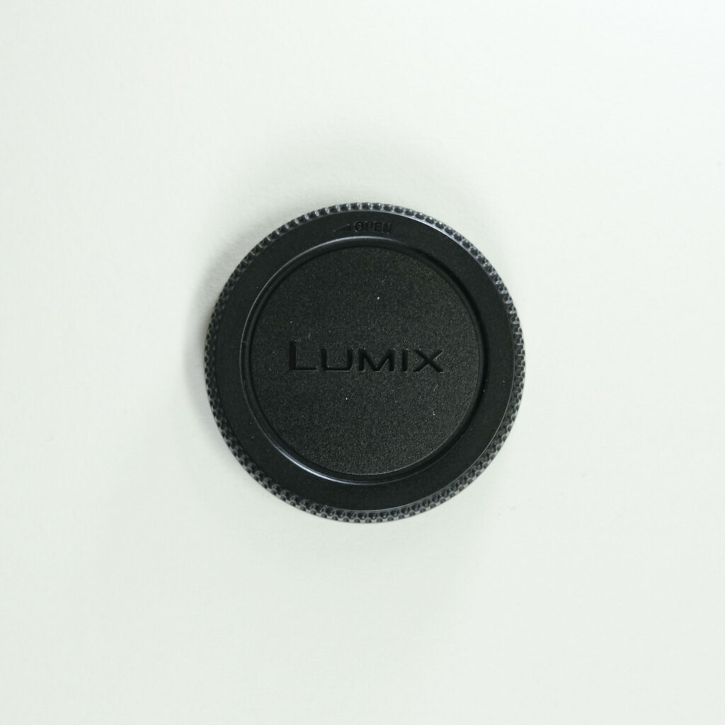 Panasonic LUMIX G X VARIO PZ 14-42mm / F3.5-5.6 ASPH. / POWER O.I.S. Panasonic LUMIX G X VARIO PZ 14-42mm / F3.5-5.6 ASPH. / POWER O.I.S.