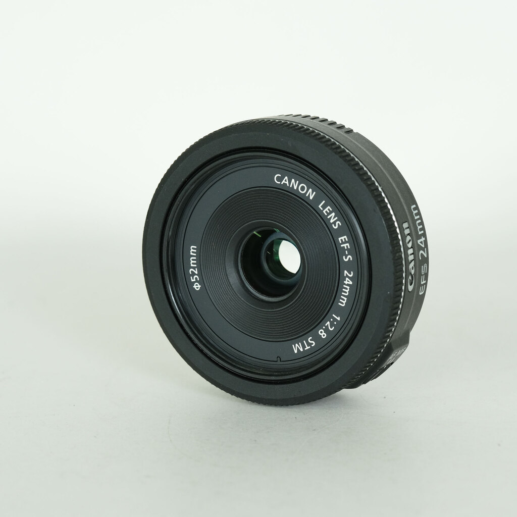 Canon EF-S24mm F2.8 STM Canon EF-S24mm F2.8 STM