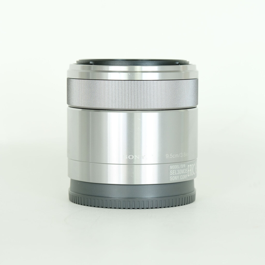 SONY E 30mm F3.5 Macro SEL30M35