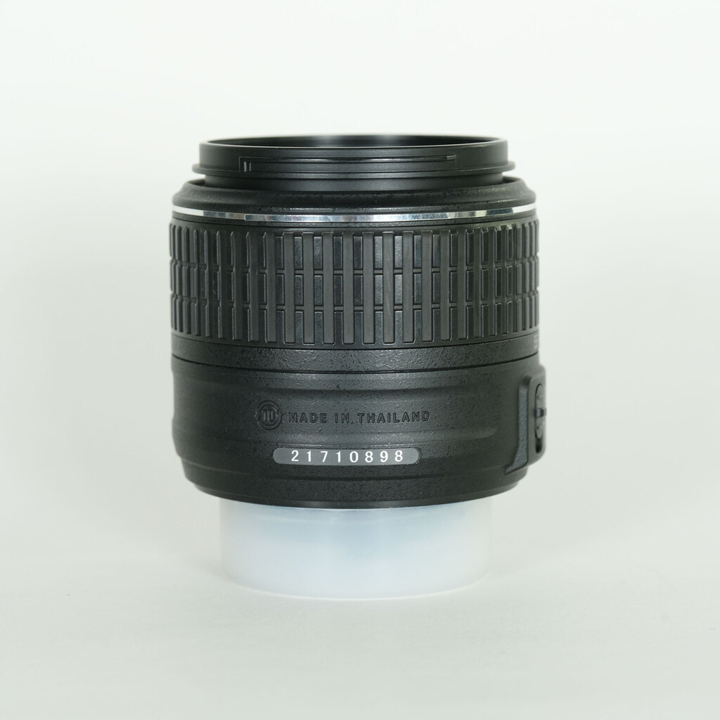 Nikon AF-S DX NIKKOR 18-55mm f3.5-5.6G VR II