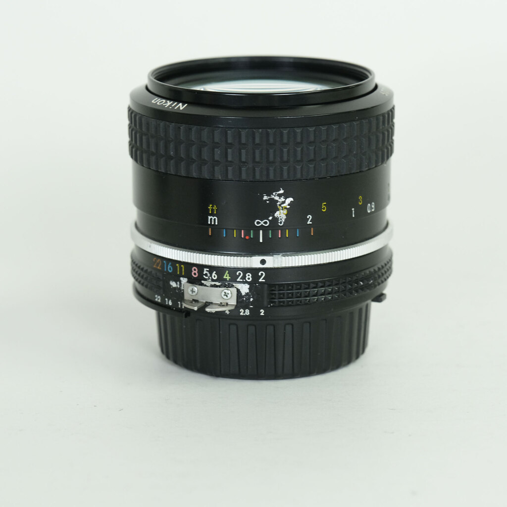 Nikon AI Nikkor 35mm F2S Nikon AI Nikkor 35mm F2S