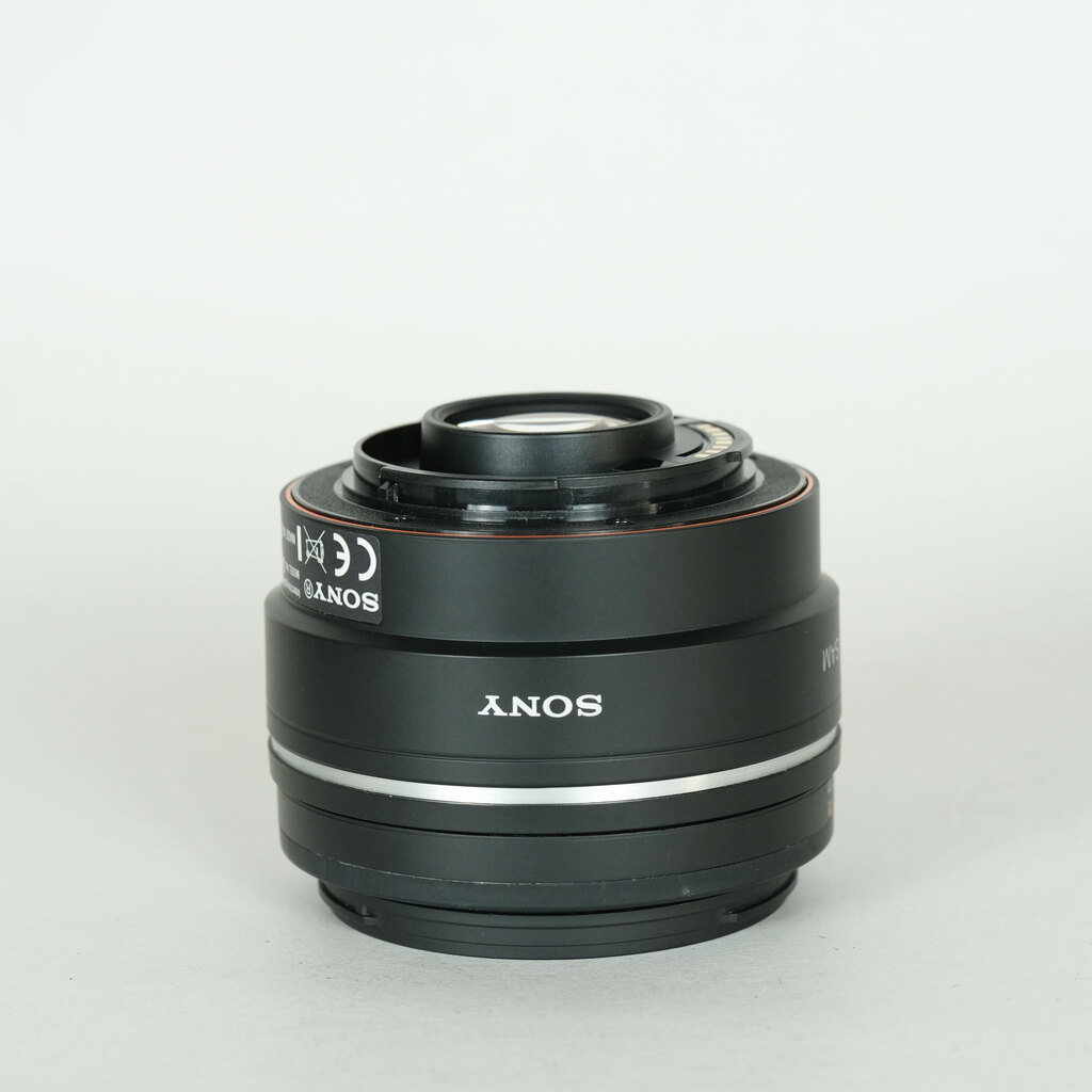 SONY DT 35mm F1.8 SAM SAL35F18の出品 | ONE SCENE（ワンシーン）