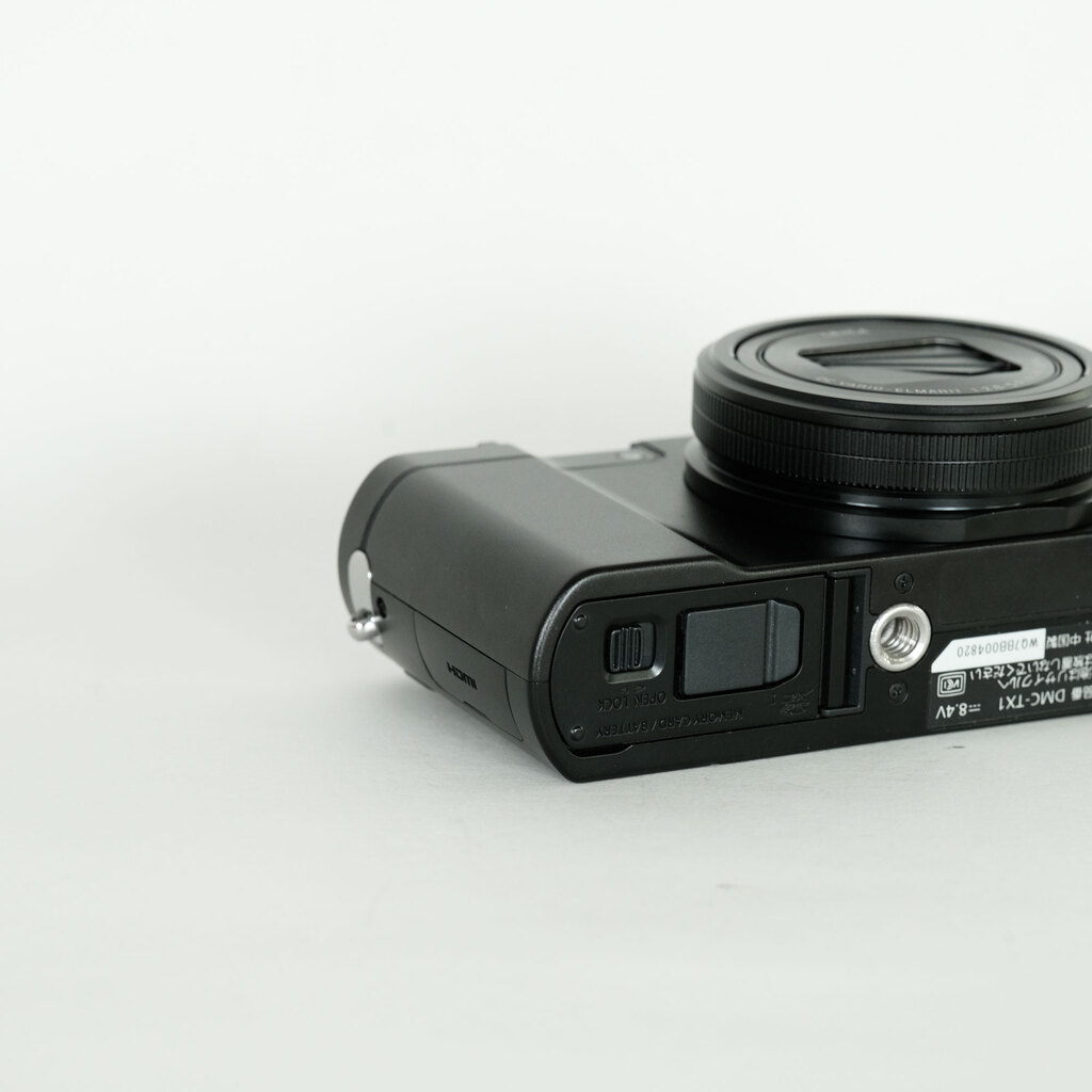 Panasonic LUMIX DMC-TX1