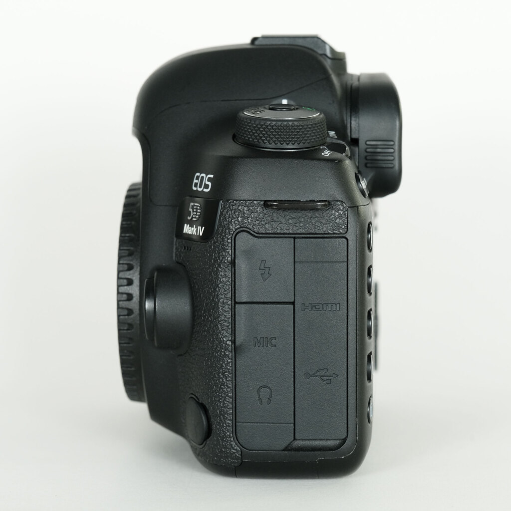 Canon EOS 5D Mark IV