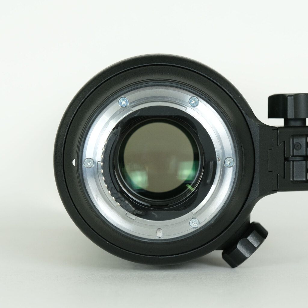 Nikon AF-S NIKKOR 70-200mm f/2.8E FL ED VR Nikon AF-S NIKKOR 70-200mm f/2.8E FL ED VR