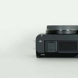 SONY VLOGCAM ZV-E1