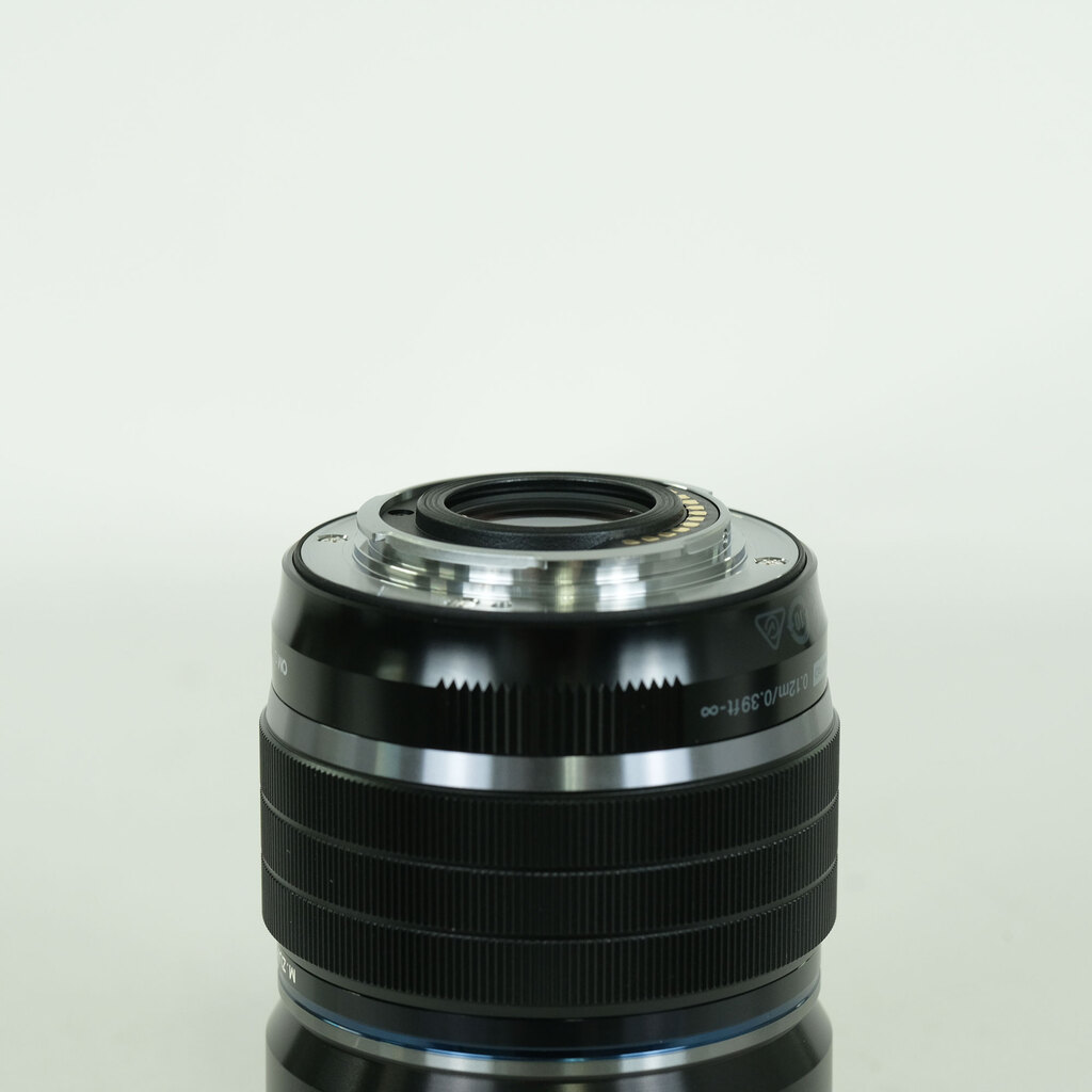 OLYMPUS M.ZUIKO DIGITAL ED 8mm F1.8 Fisheye PRO