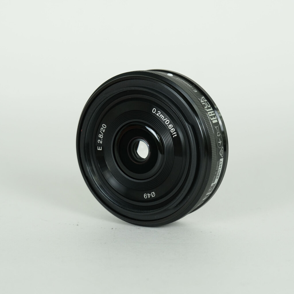 SONY E 20mm F2.8 SEL20F28
