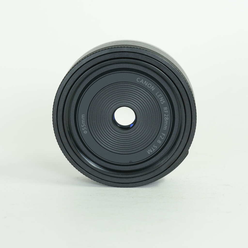 Canon RF28mm F2.8 STM