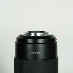 Panasonic LUMIX G VARIO 100-300mm / F4.0-5.6 II / POWER O.I.S.