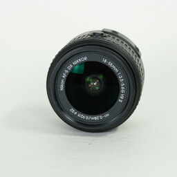 Nikon AF-S DX NIKKOR 18-55mm f3.5-5.6G VR II