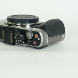 Panasonic LUMIX DMC-GX1-S ボディ ブレードシルバー