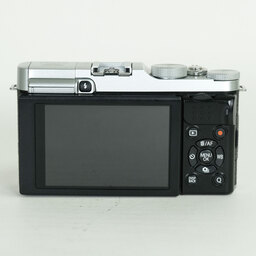 FUJIFILM X-A2 ボディ シルバー