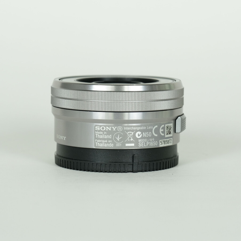 SONY E PZ 16-50mm F3.5-5.6 OSS SELP1650 シルバーの出品 | ONE SCENE