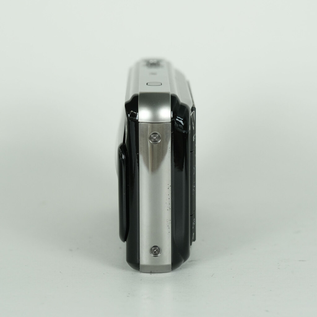 FUJIFILM FinePix REAL 3D W1の出品 | ONE SCENE（ワンシーン）