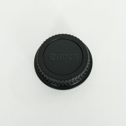 Canon EF-S18-200mm F3.5-5.6 IS