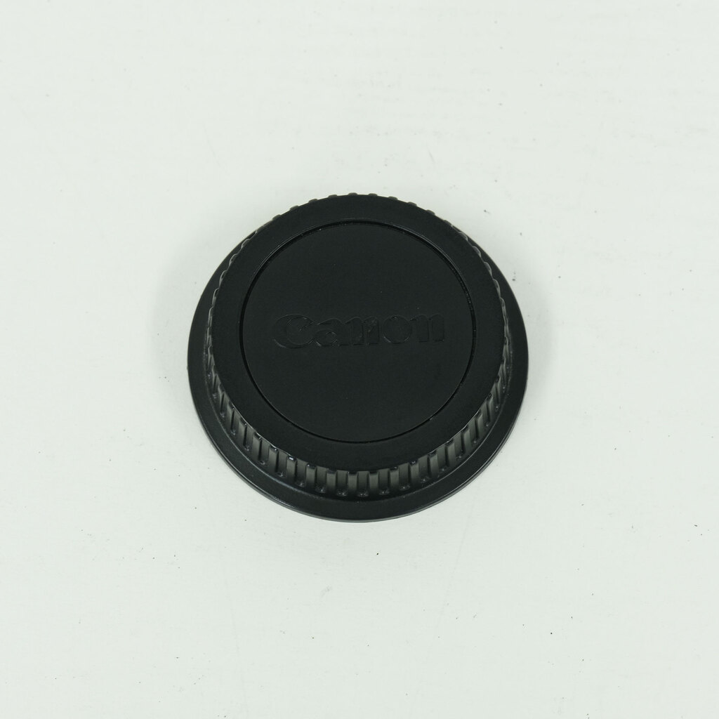 Canon EF-S18-55mm F3.5-5.6 IS