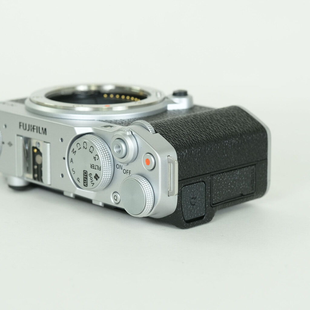 FUJIFILM X-M5 FUJIFILM X-M5