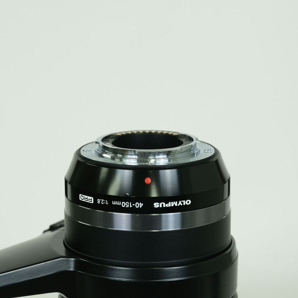 OLYMPUS M.ZUIKO DIGITAL ED 40-150mm F2.8 PRO