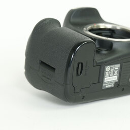 Canon EOS 7D Mark II