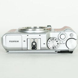 FUJIFILM X-A5 ボディ ブラウン