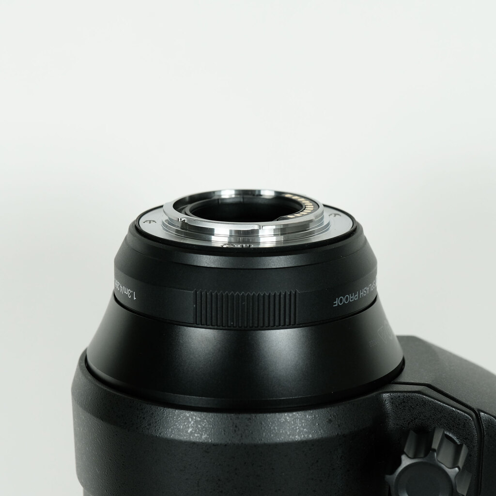 OLYMPUS M.ZUIKO DIGITAL ED 100-400mm F5.0-6.3 IS OLYMPUS M.ZUIKO DIGITAL ED 100-400mm F5.0-6.3 IS