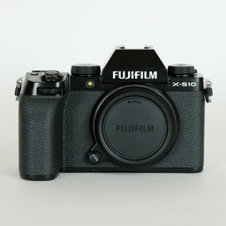 FUJIFILM X-S10