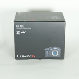 Panasonic LUMIX DC-GH5
