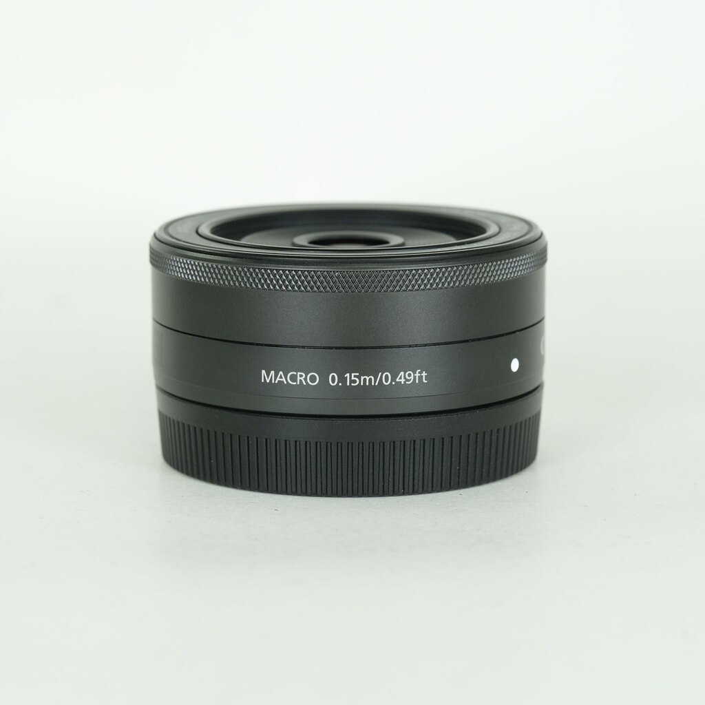 Canon EF-M22mm F2 STM