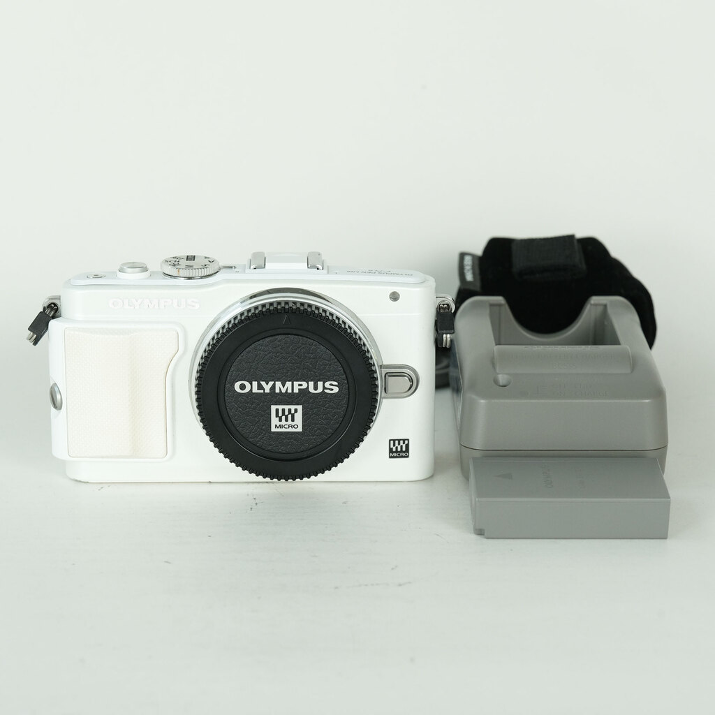 OLYMPUS PEN Lite E-PL6 ボディ ホワイトの出品 | ONE SCENE（ワンシーン）