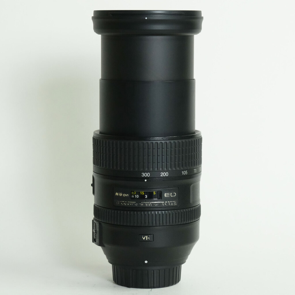 Nikon AF-S NIKKOR 28-300mm f/3.5-5.6G ED VR