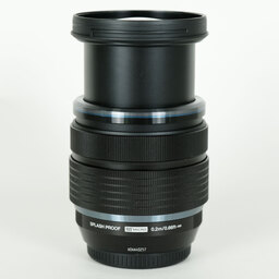 OLYMPUS M.ZUIKO DIGITAL ED 12-40mm F2.8 PRO II OLYMPUS M.ZUIKO DIGITAL ED 12-40mm F2.8 PRO II