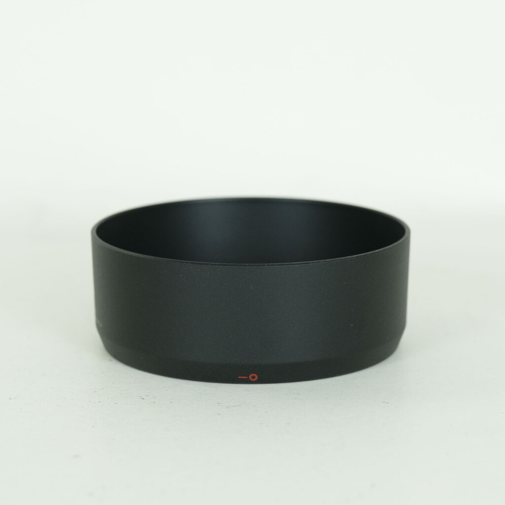 Canon RF50mm F1.8 STM Canon RF50mm F1.8 STM