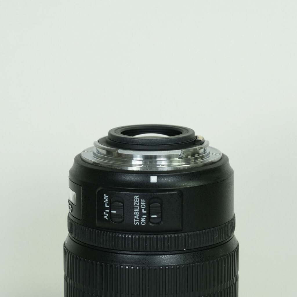Canon EF-S15-85mm F3.5-5.6 IS USM