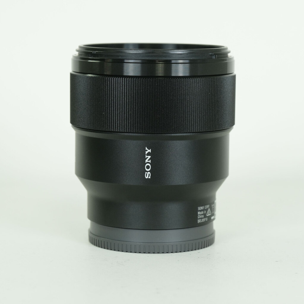 SONY FE 85mm F1.8 SEL85F18 SONY FE 85mm F1.8 SEL85F18