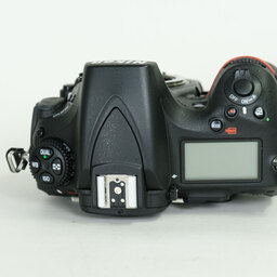 Nikon D810
