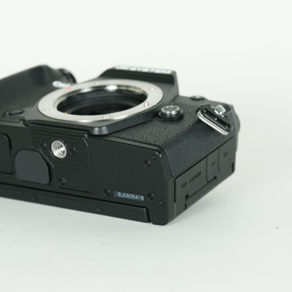 OM SYSTEM OM-5の出品 | ONE SCENE（ワンシーン）