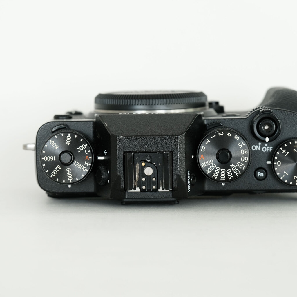 FUJIFILM X-T2 FUJIFILM X-T2