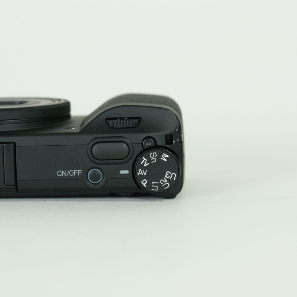 RICOH GR IV Monochrome