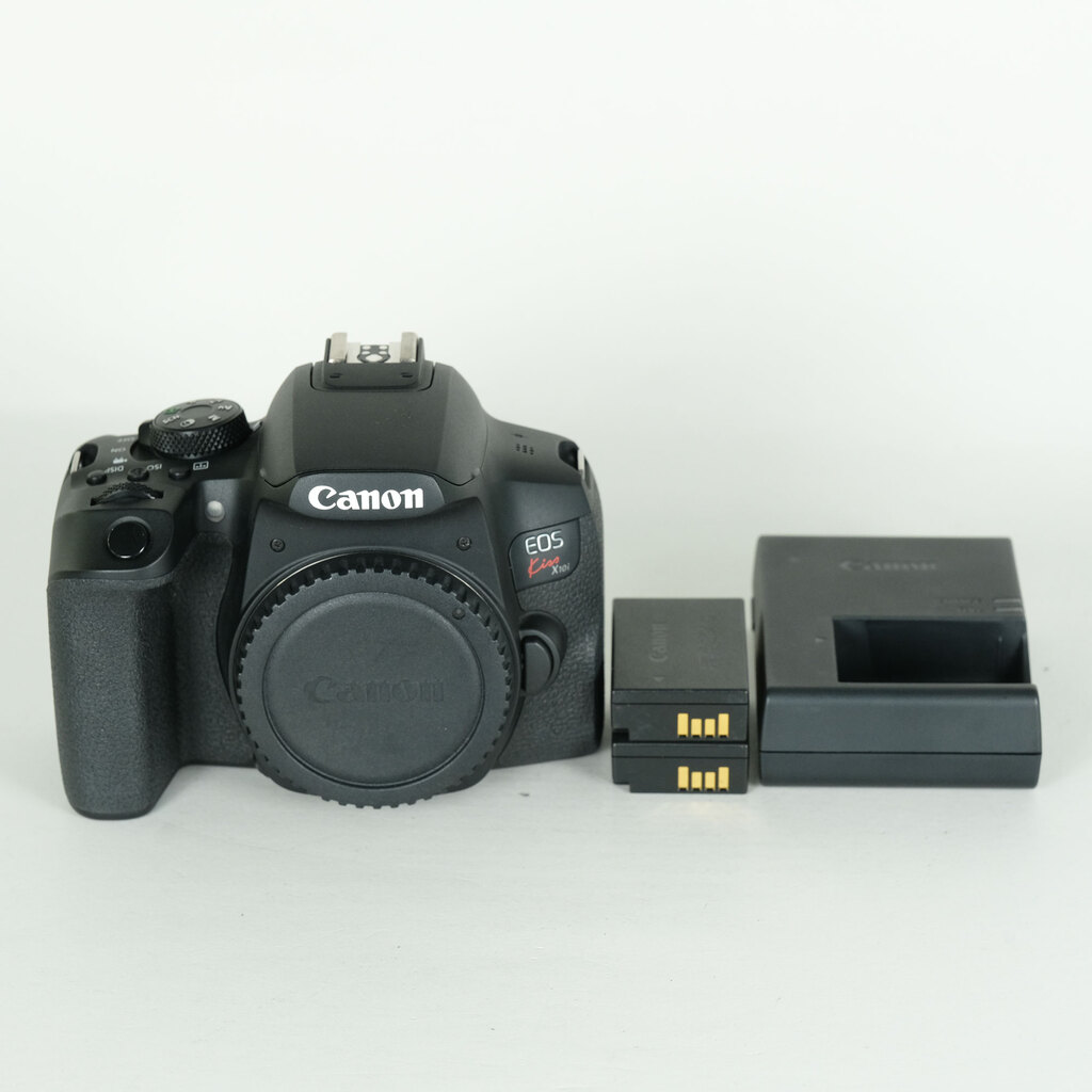 Canon EOS Kiss X10i [�{�f�B]