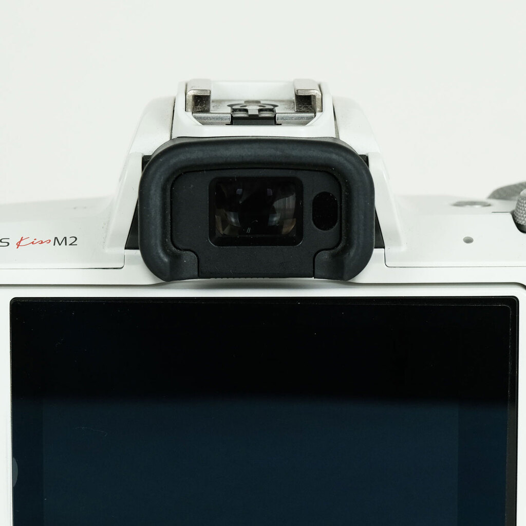 Canon EOS Kiss M2