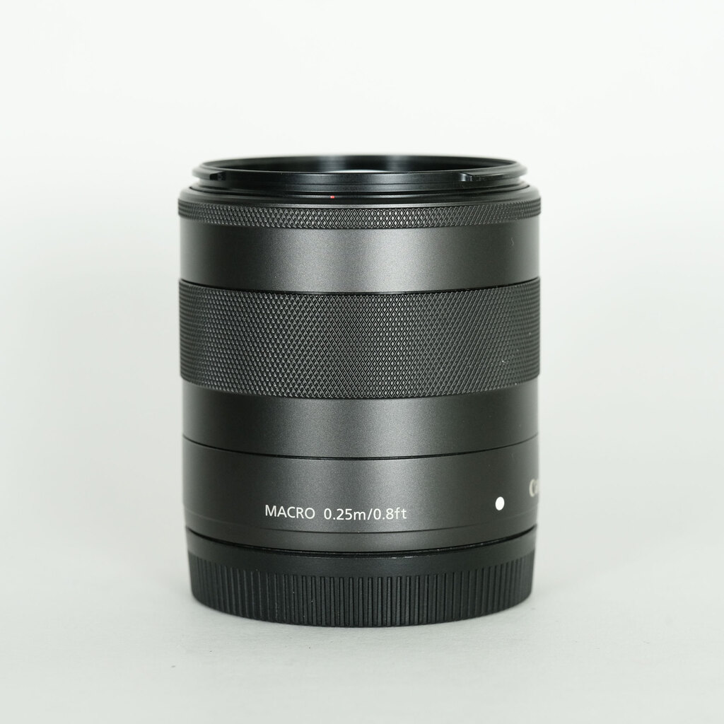 Canon EF-M18-55mm F3.5-5.6 IS STM